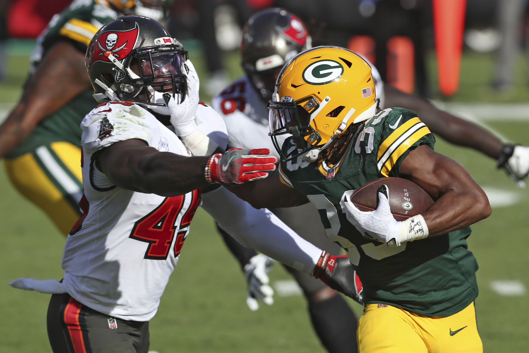 Buccaneers 38, Packers 10
